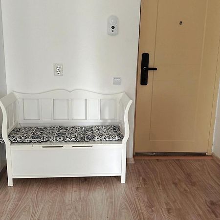 Eral Apartment Mamaia Bagian luar foto