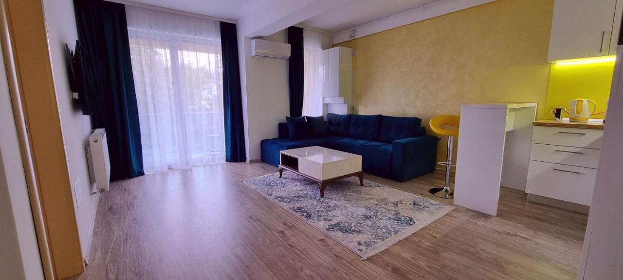 Eral Apartment Mamaia Bagian luar foto